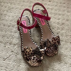 Betsey Johnson Lenore Block Heel Bow Leopard Pumps